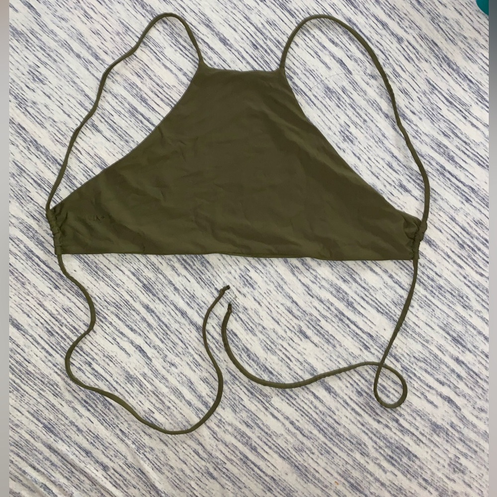 TAVIK+ Bikini top💚